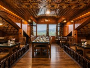 Pine View Resort