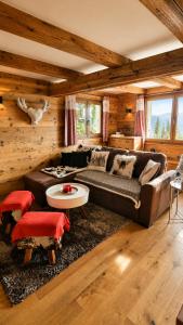 Chalet avec vue sur les Alpes au calme - Anzère