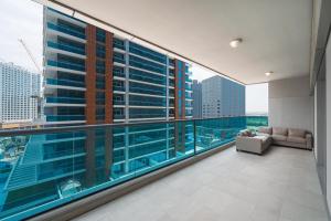 4 Bedroom Apartment with Private Terrace in Business Bay