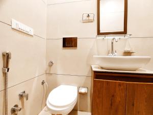 THE ELITE REGENCY - A Premium Hotel By Crowne Group - Adjoining MBD Mall Ferozepur Road
