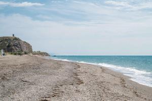 Almayate Beach Garden
