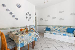 Baia Serena with Terrace & Parking - Happy Rentals