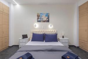 Walk Everywhere Modern 2BR
