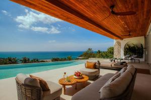 Villa La Favela - Your Ultimate Amazing Luxury Retreat