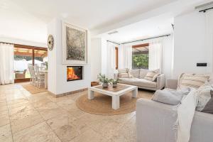 Cal Rei Gran by Balearic Villas