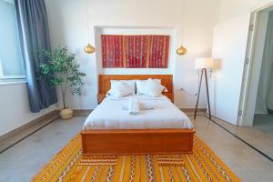 Seafront apartment overlooking Tangier Marina 2
