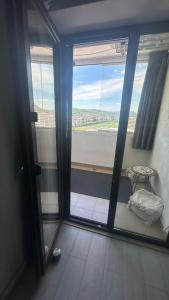 Central Rm Valcea Luxury Apartment