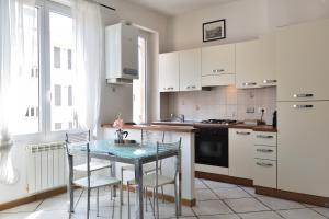 GuestHost - Borgoratti Comfy and Bright Apartment