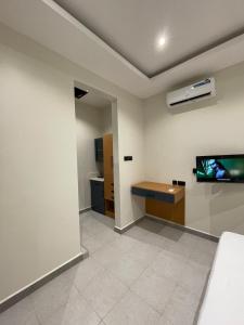 Kaso Neo Compact Mini Studio
