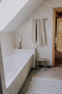Familien-Chalet am Alpstein für Gruppen bis 12 Personen und Familien, Appenzell Premium Privatunterkunft im Ski- und Wandergebiet Hoher Kasten