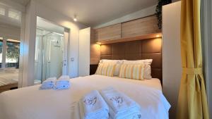 Iris Holiday Homes