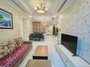 Vinhomes Suit Inn By Alex