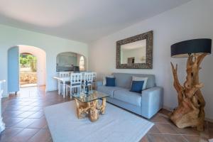 Garden Bay - Deluxe Oasis with Sea View and Pool