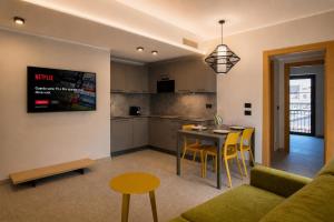Bonaparte Luxury Apartments