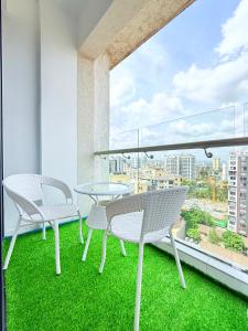 Ronae Homes Airbnbs