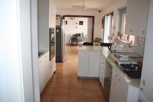 Quite room Near airport and shopping mall