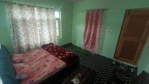 Areeba,s valley view home stay Gest house
