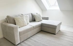 Ghent Center 2 Rooms, with shared Kitchen & Free Wi-Fi