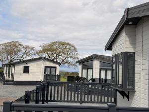 Hot Tub Lodge, Victory Liberte 104