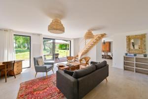 Les Agapanthes - 1000 m² de jardin