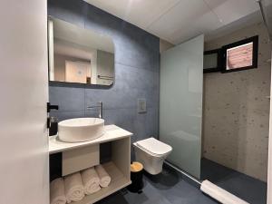 Avra Rooms