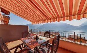 2-Bedroom Lakeview Apartment Mastena Belvedere