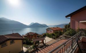 2-Bedroom Lakeview Apartment Mastena Belvedere