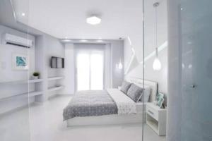 Charming and bright central flat