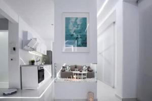 Charming and bright central flat