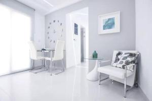 Charming and bright central flat