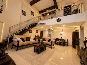 Pet Friendly Spacious 3 BHK Penthouse