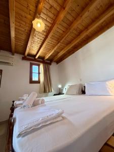 Cleopatras House Apartments