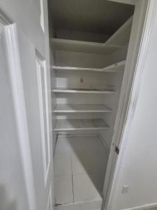 4 Private rooms with built-in closet & desk