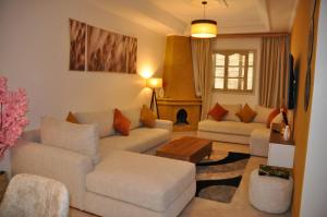 Beautiful 8 beds Apartment