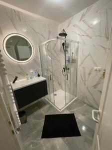 PoolSide Apartman