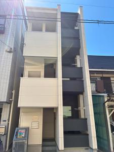 5 years old 8minute walk from Akabane station