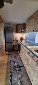 Chalet avec vue sur les Alpes au calme - Anzère