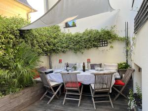 Beautiful family villa near Paris 5 bedrooms, 10 people