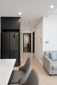 JUJU Home -Lmmiere Riverside-Luxury Stay in Yhao Dien
