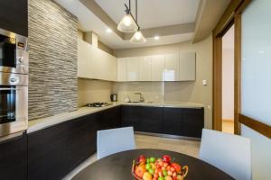 Prime Angle Loft
