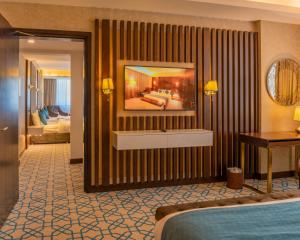 Royal Crown Muscat