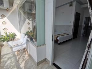 Hotel Vi-vu nhìn ra biển