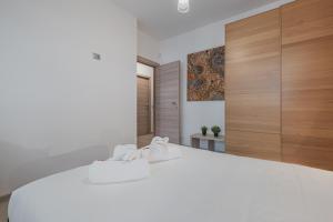 -10min Metro- Jonio Style Apartment