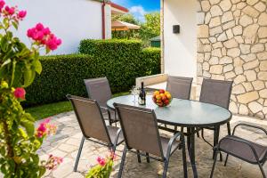 PROPERSTAY 112 - Maison Calme Polychrono