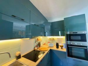 Stylish Vilamoura Retreat -time slows down
