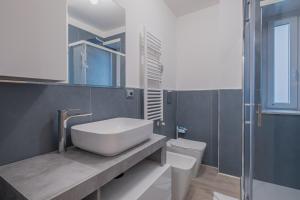 -10min Metro- Jonio Style Apartment