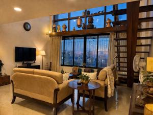 Pet Friendly Spacious 3 BHK Penthouse