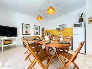 Salemis Garden, free parking IUNS0217
