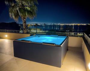 5E Villa Charme-Sea and Ortigia view-Whirlpool roof Terrace