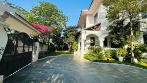 Happy Villa Sông Hồng
